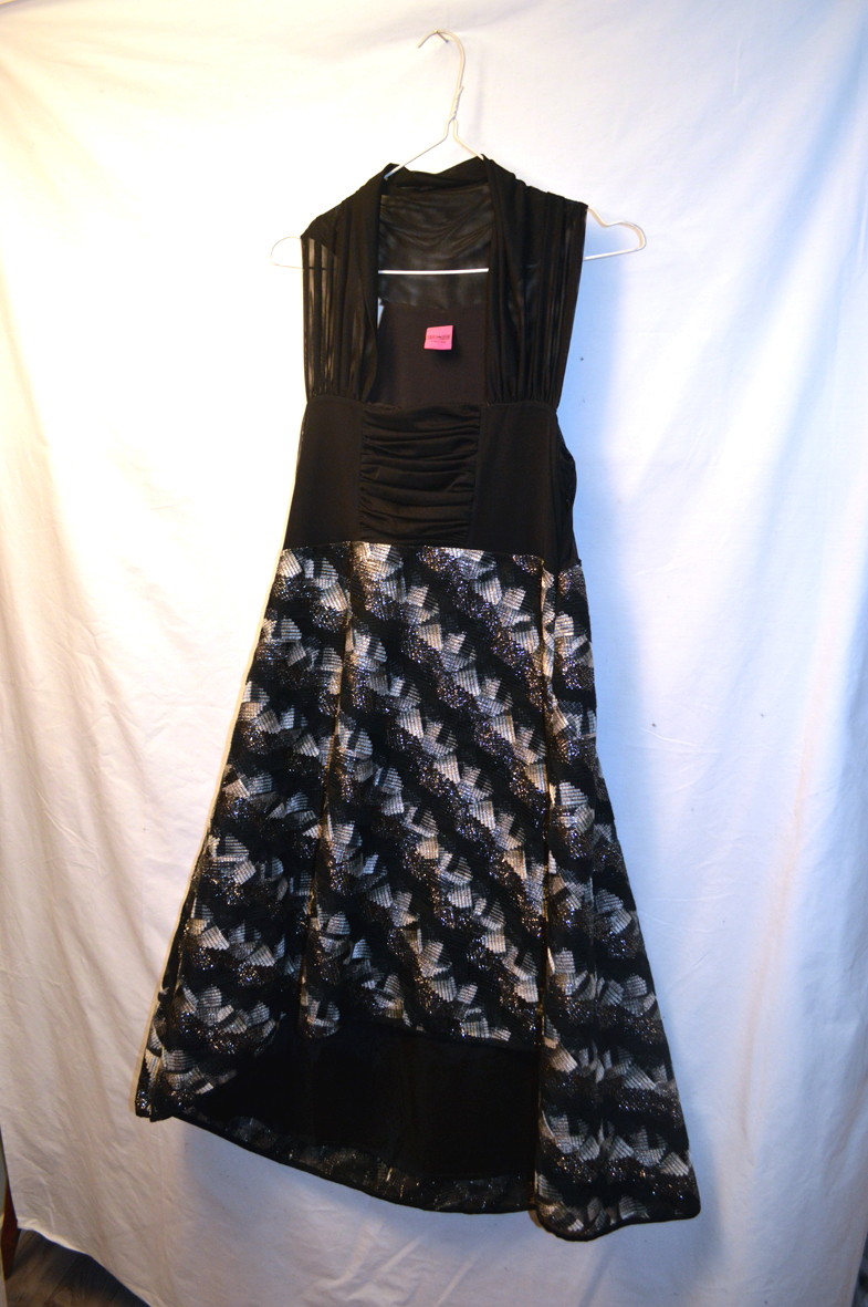Robe SAVE THE QUEEN taille 38